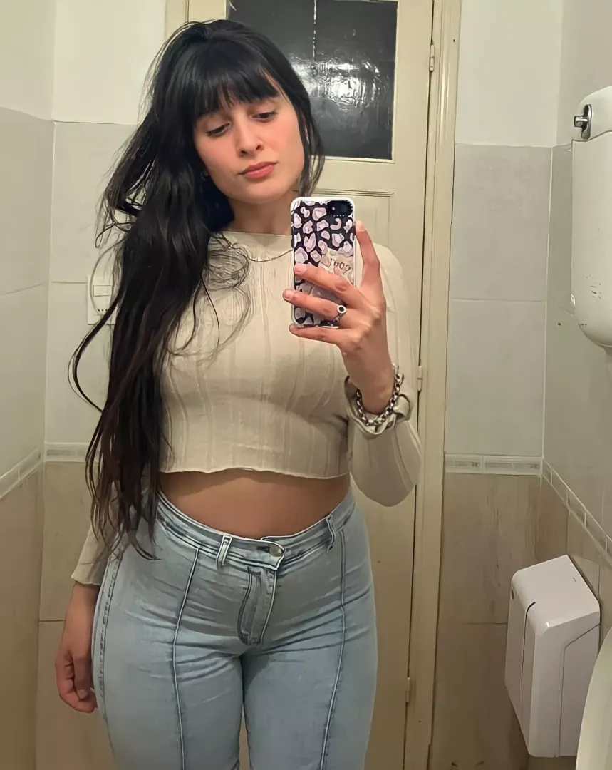Sorry that I'm not showing my belly button