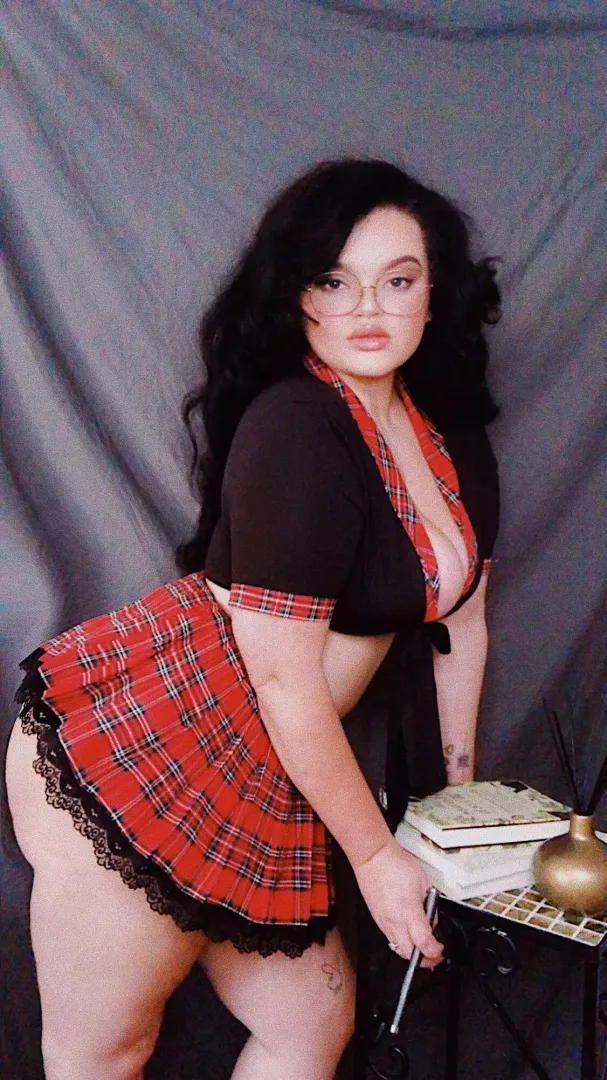 Spoil me daddy 💦