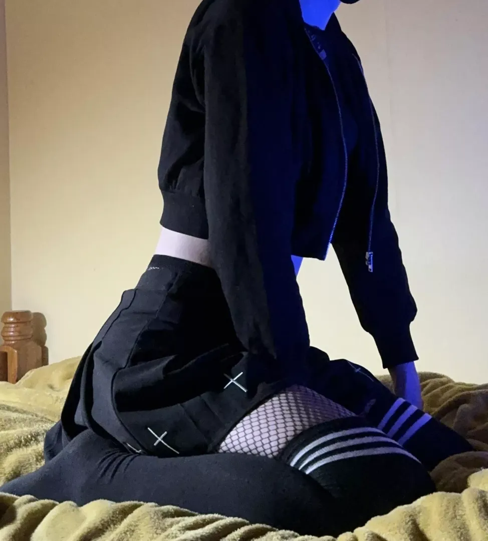 Squishy legs :3