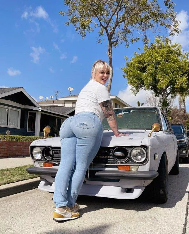 sr powered Datsun 510, what more can you ask for?