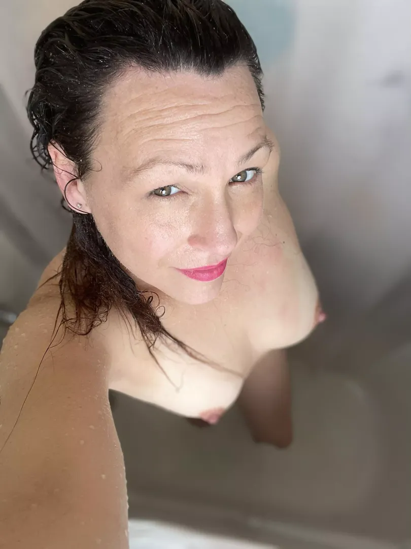 Sshhhh mommy is touching herself in the shower