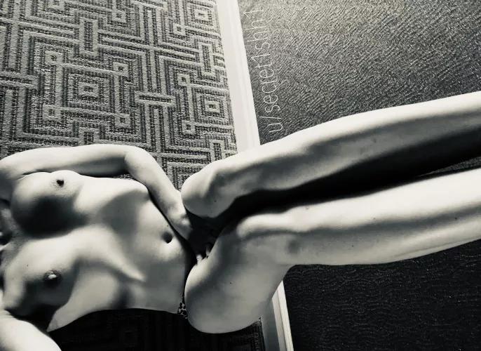 Staring at the ceiling with you