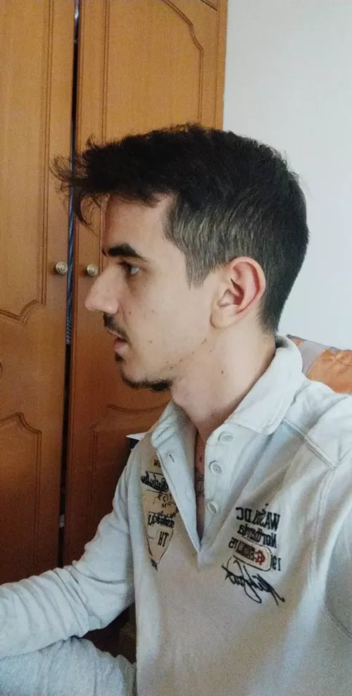 Started loving my profile. It's definitely not that beautiful, but at least it's okay I'd say.