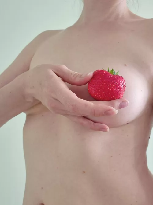 Strawberry 