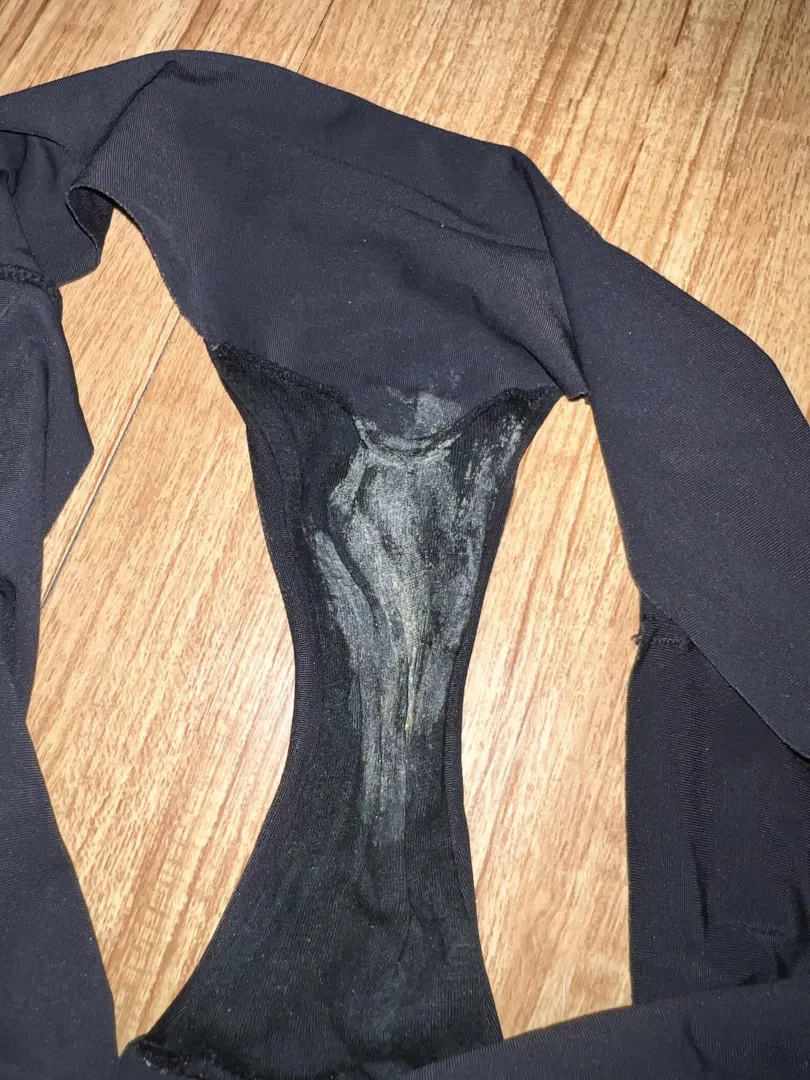 Strong scent and ready to ship! Treat yourself today to my 22 yr old MIL[F] panties. [Selling] these smelly panties from the [USA] [pty]