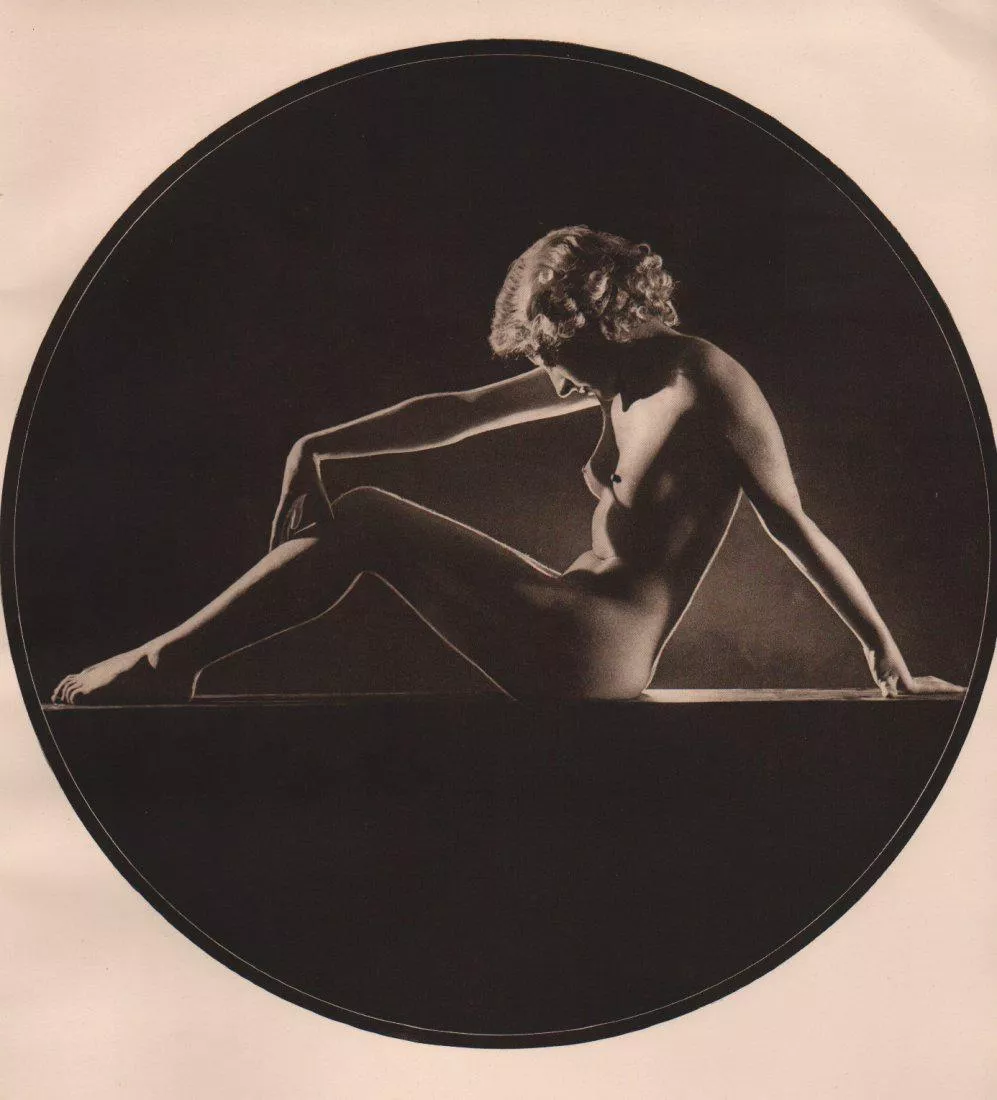 studio nude