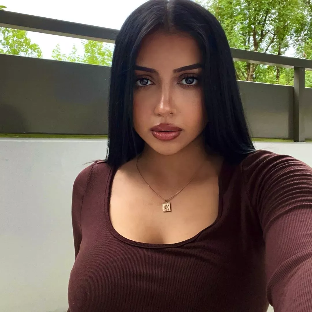 Stunning [NN]