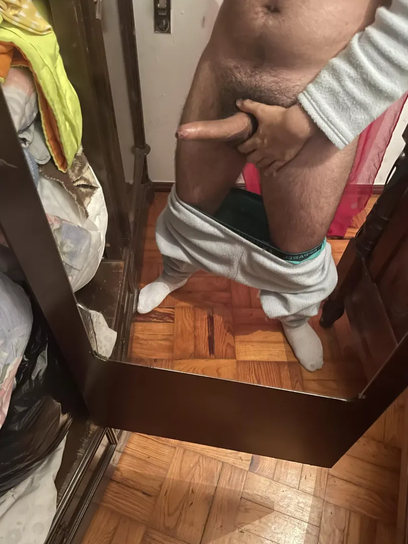 Submissive cuck looking for couple or someone !