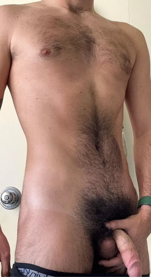 Suck my dick so that your nose is in my pubes, Pm me 😮‍💨
