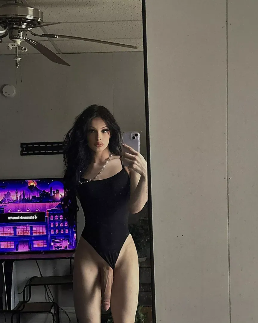 Suck my girl Dick