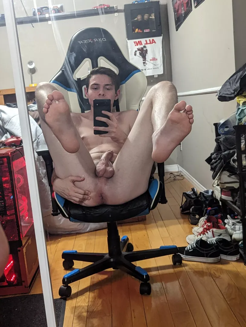 Suck my toes and fuck my ass