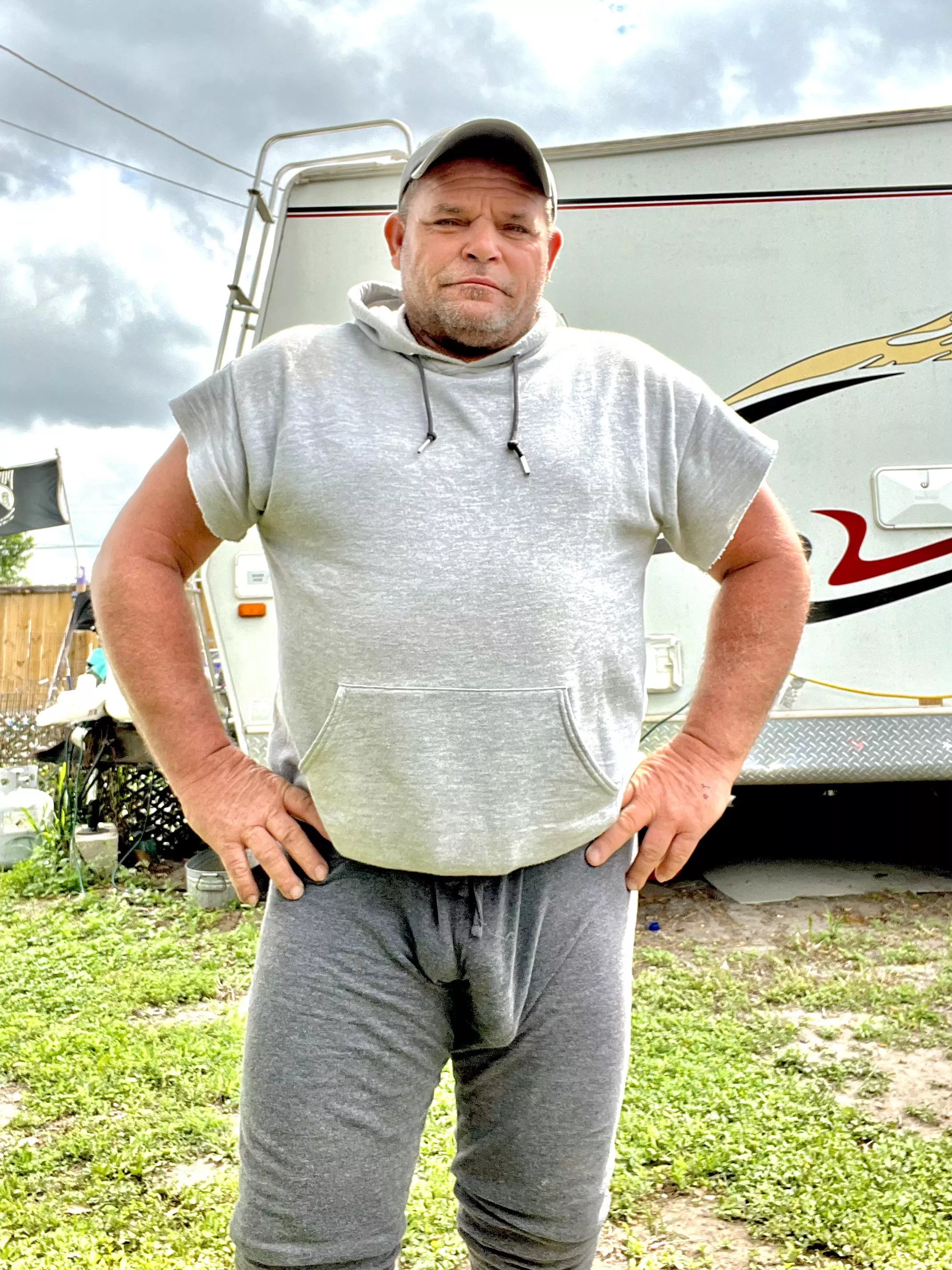 Sunday, Funday, free balling in public at the campsite(46)