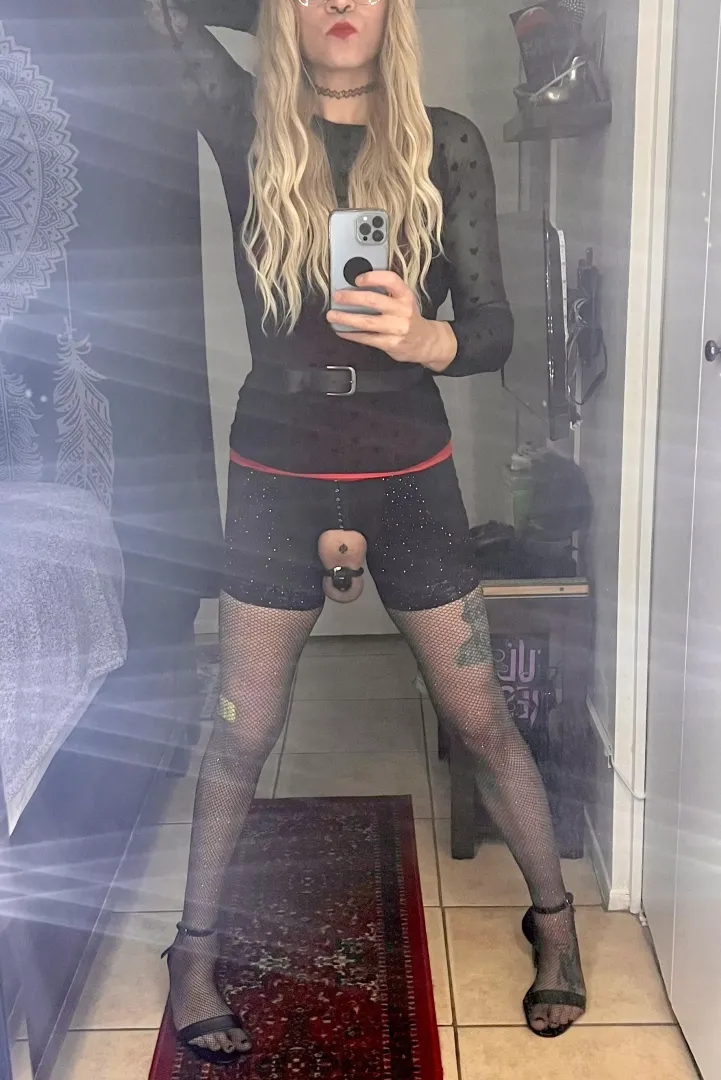 Sunday funday 🖤