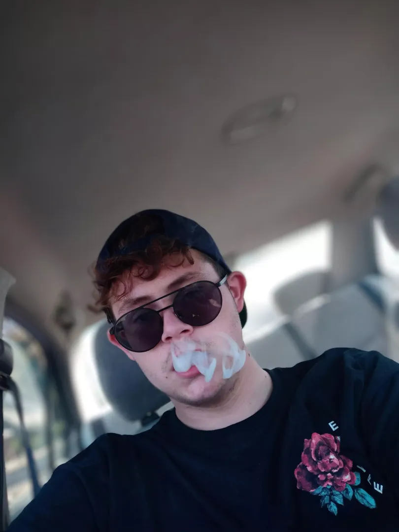 Sup Everyone, anybody wanna play DKO? I also have game pass for Xbox if Anyone has any game suggestions or wants to game together hmu I'm bored and lonely