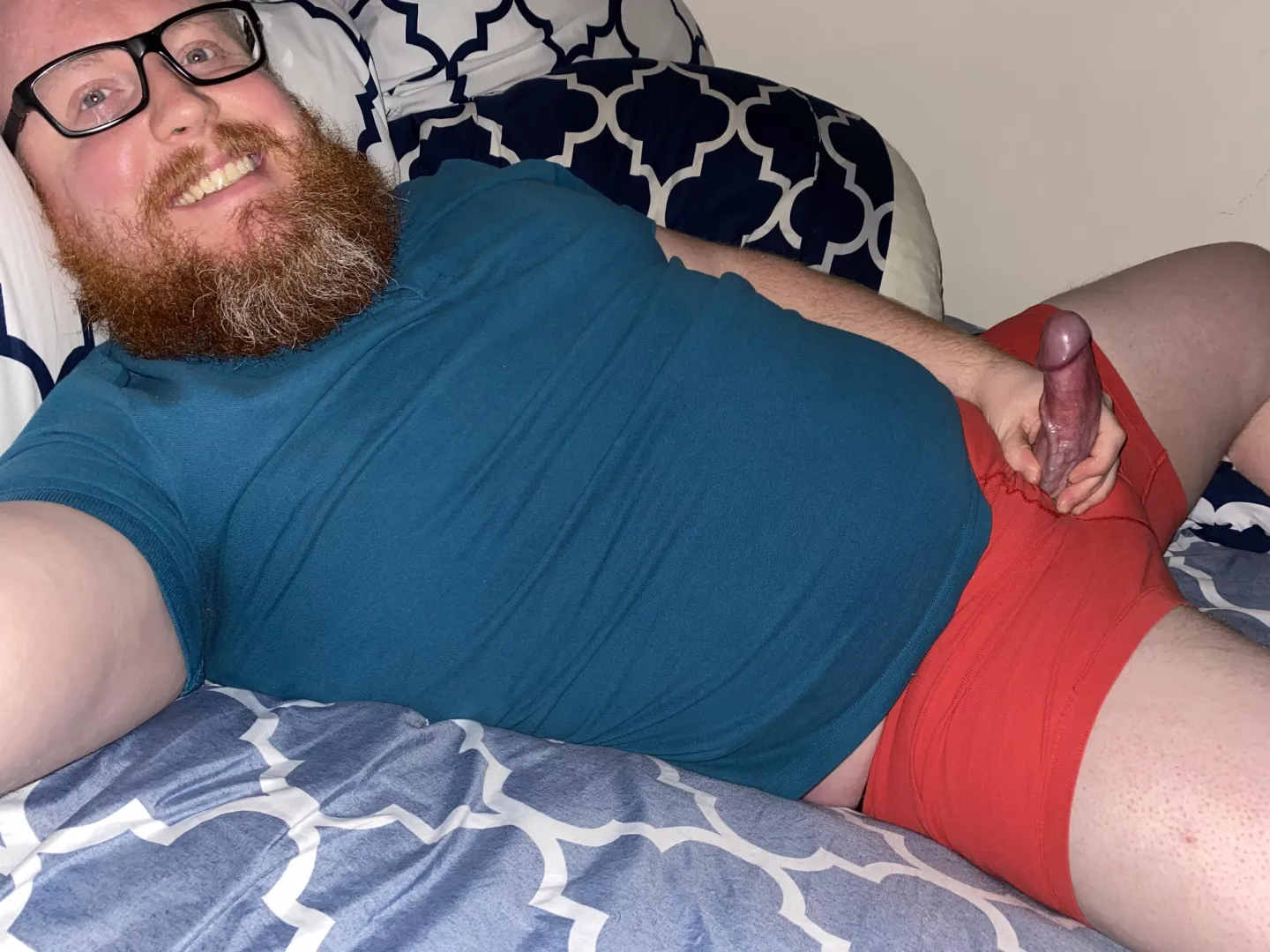 Super hard tonight since I haven’t rubbed one out in over a week (32)