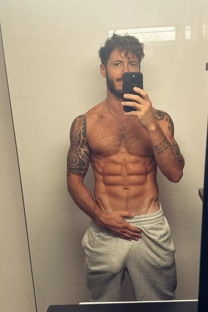 Sweatpant sorta Saturday