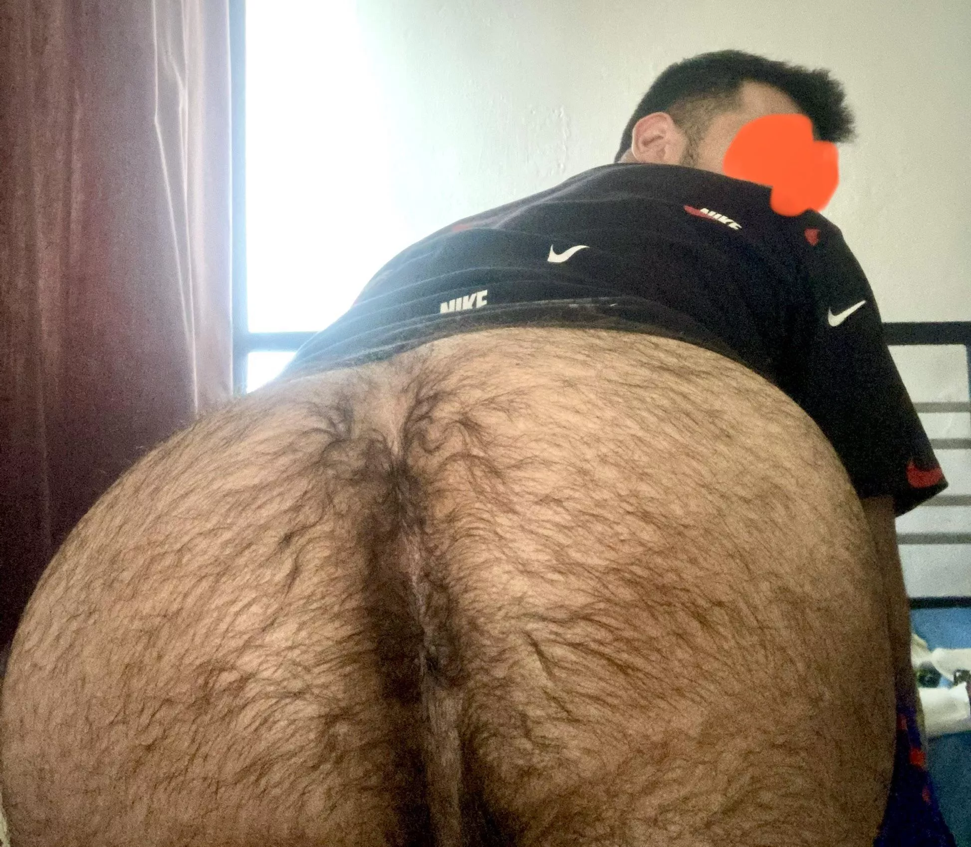 Sweaty and musky from the gym 😈👅