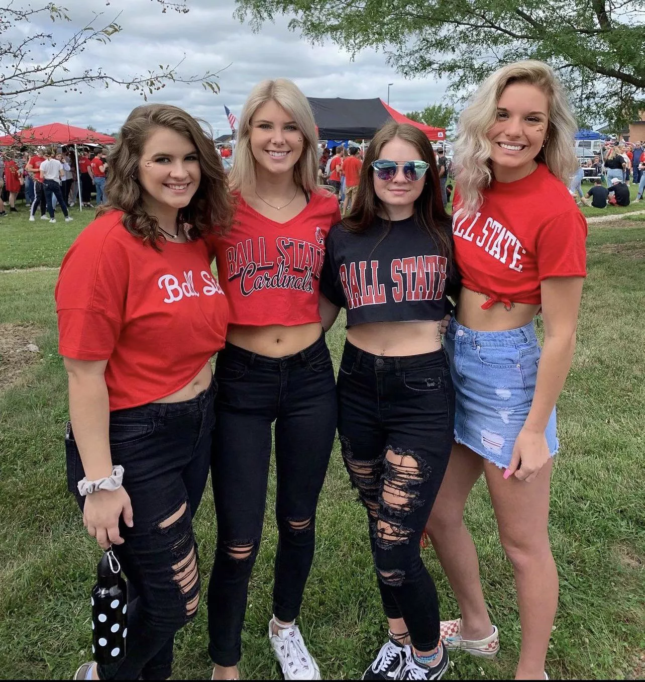 Tail gate