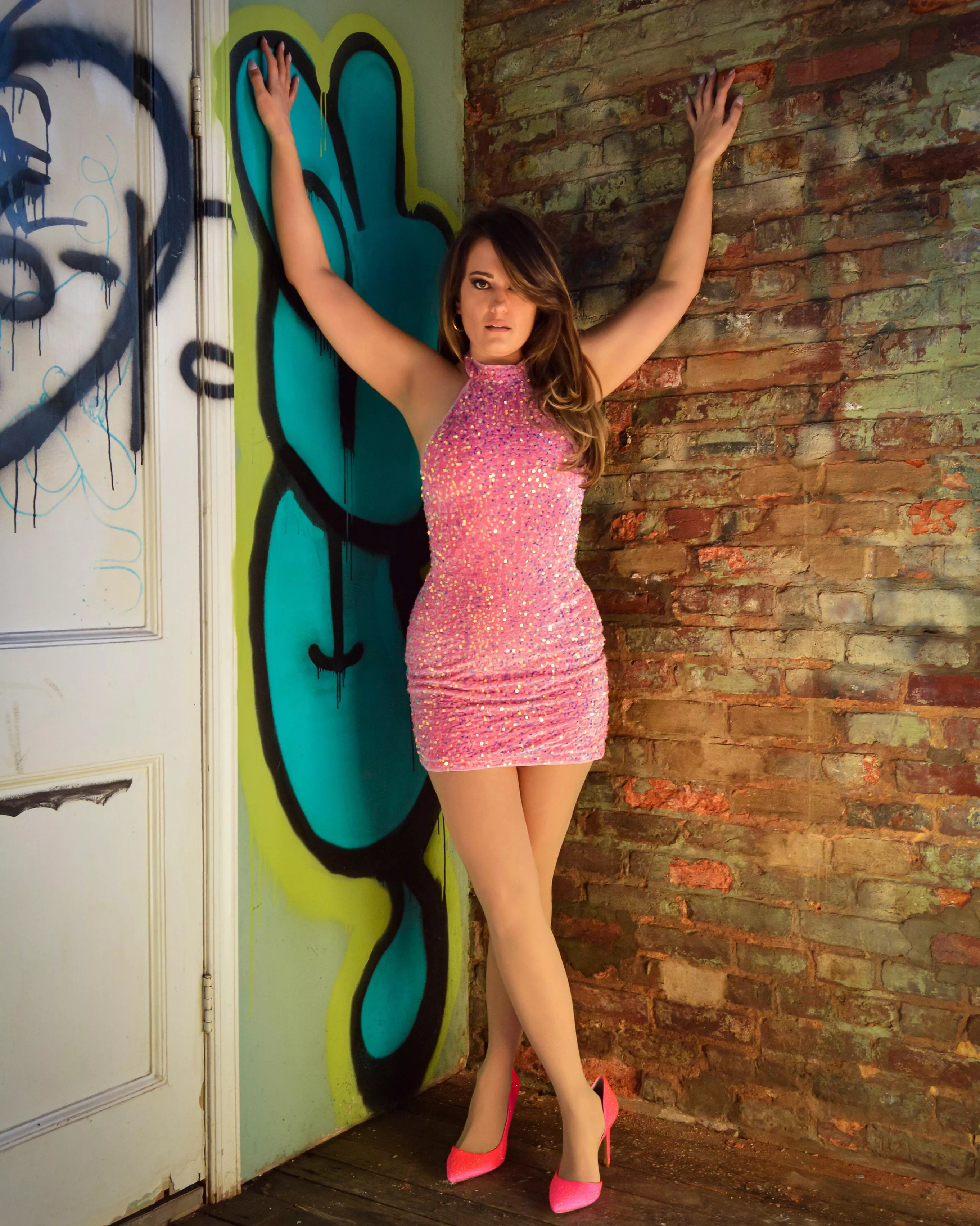 Take me against the graffiti @shann_nnanigans2.0