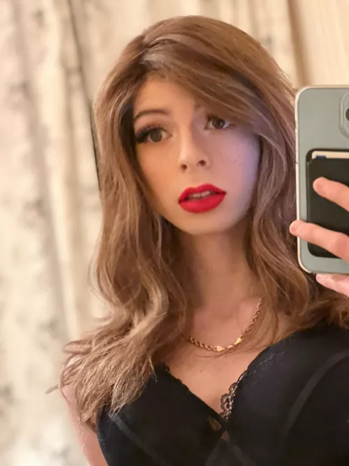 Take me home ? My skins so smooth I want you to feel it hehe