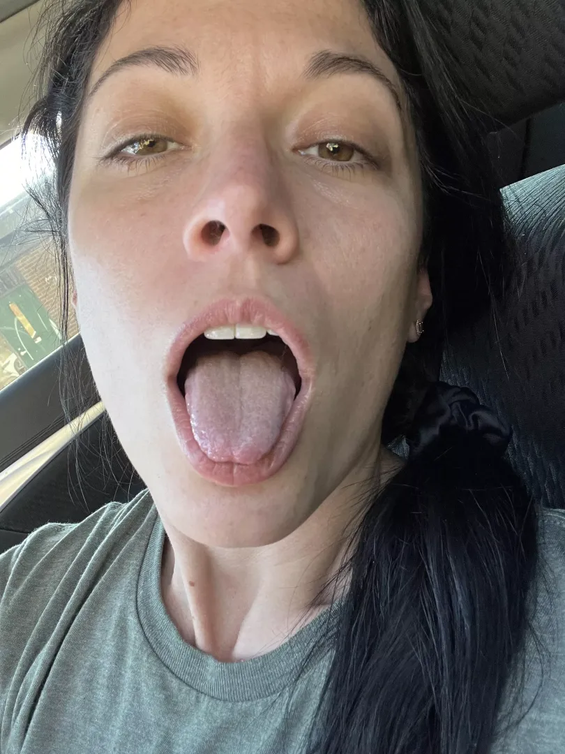 Take my mouth for a spin👅