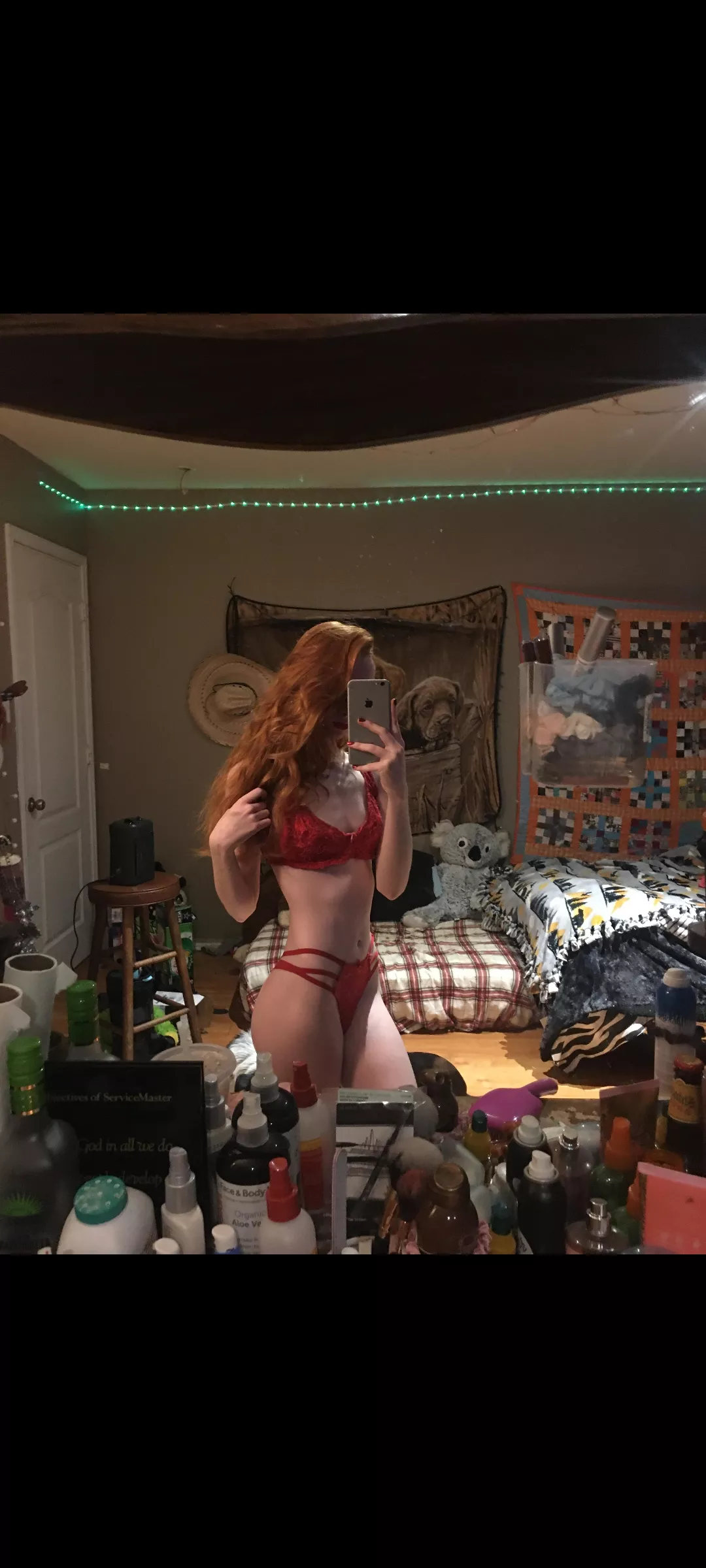 Take them off with your mouth daddy 🐱