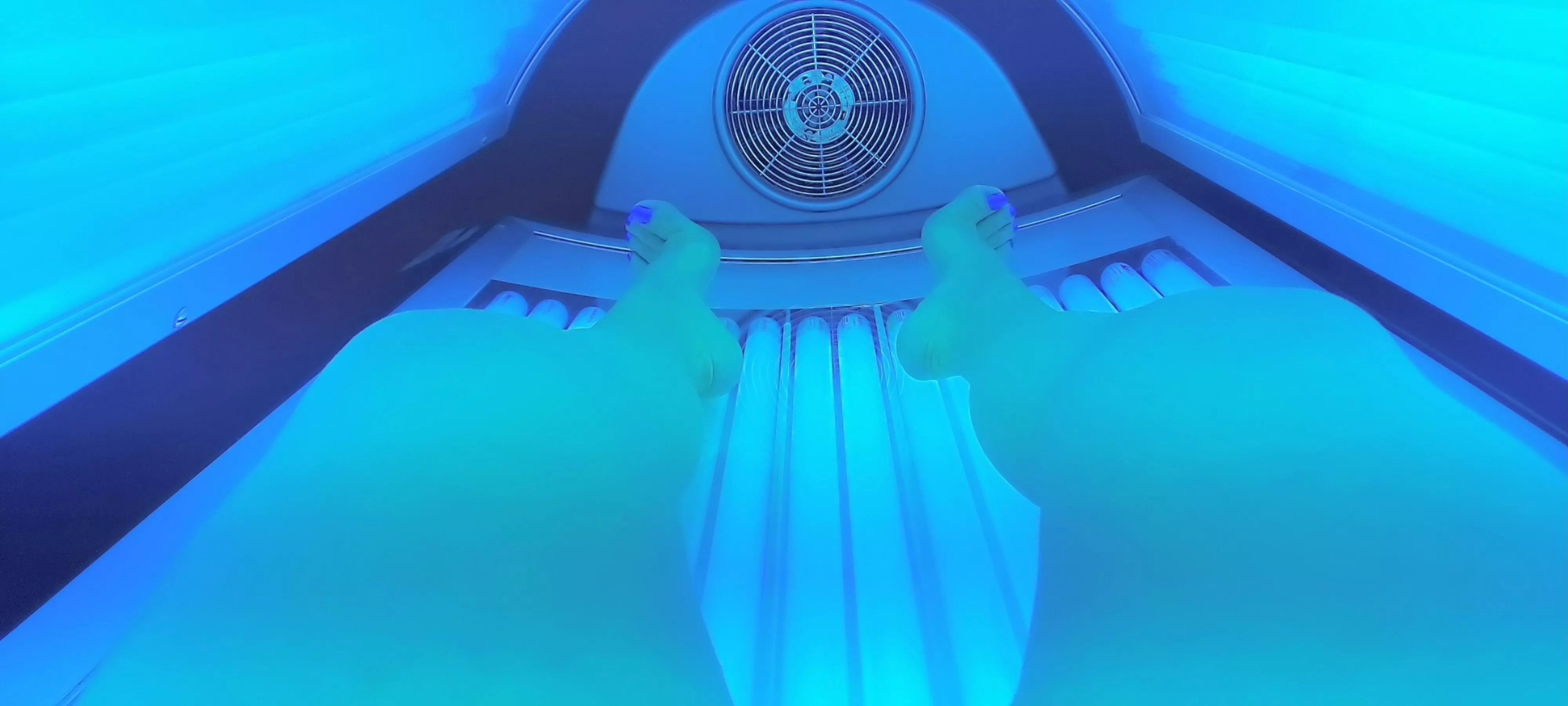 tanning these toes