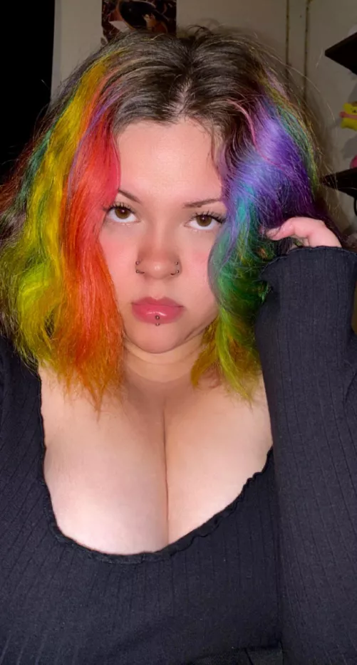 Taste the rainbow?🌈👅 first post here, be nice :)