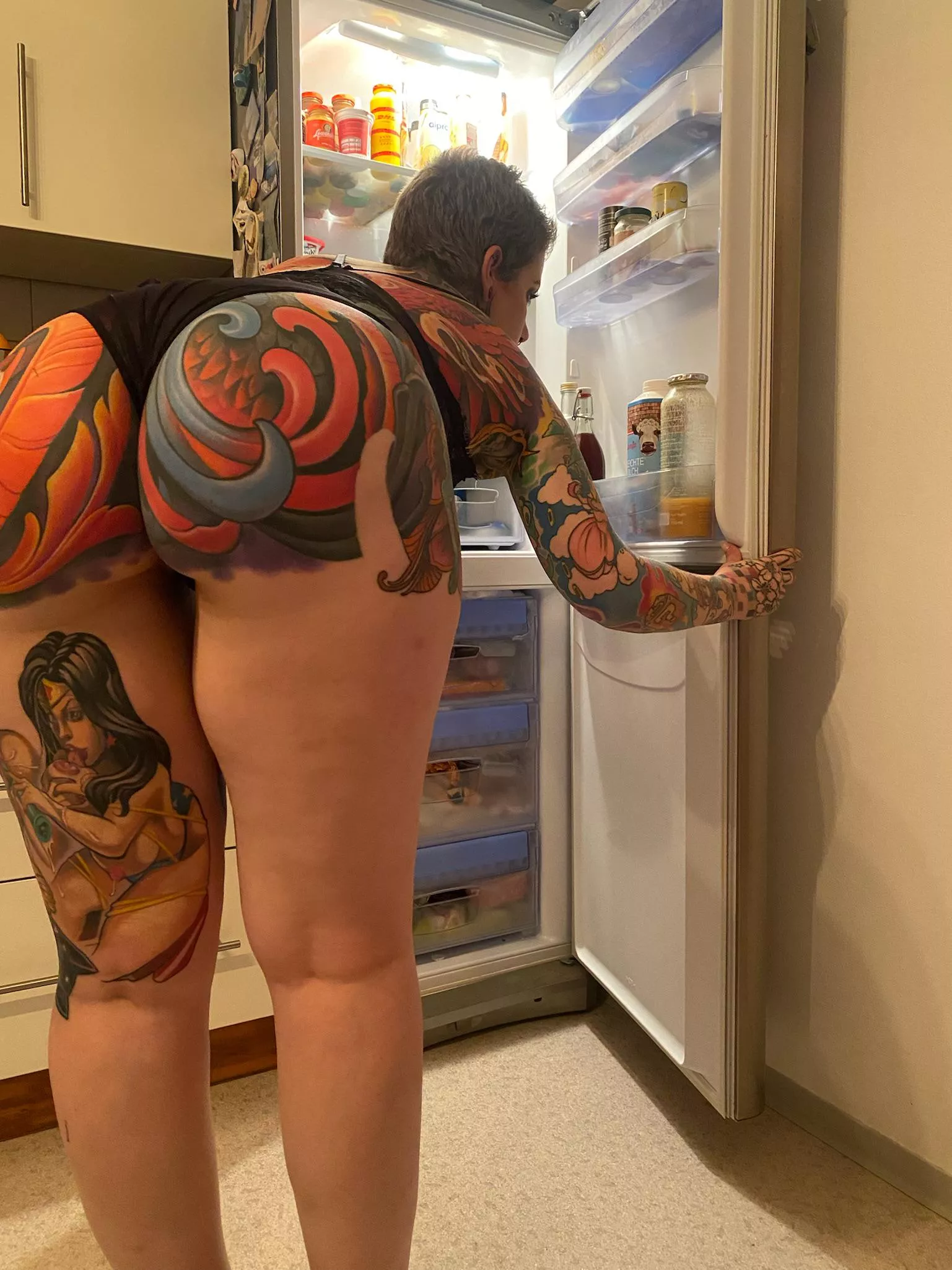 Tattooed 27yr old, fuck or pass?