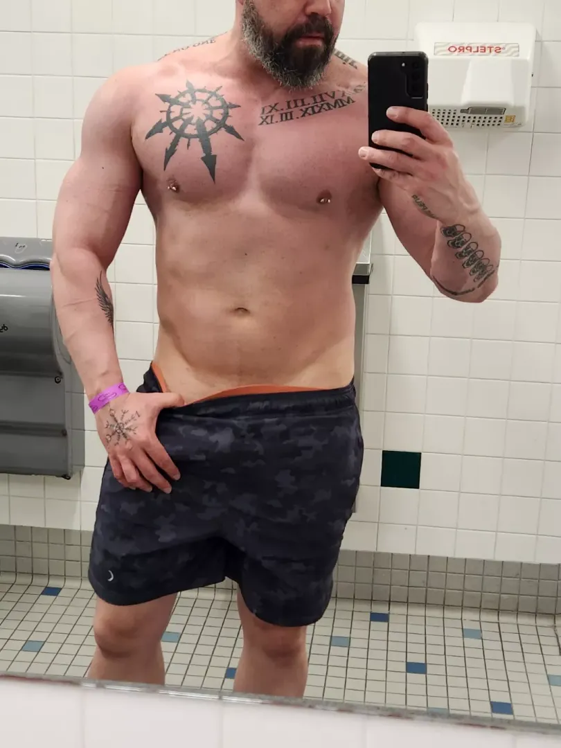 Tatts and piercins