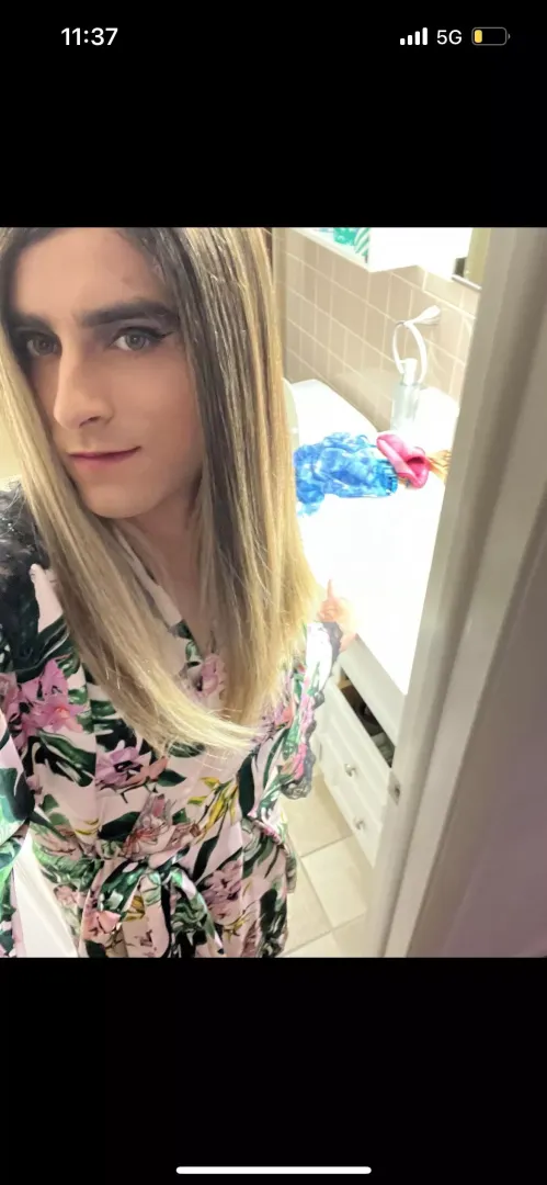 Tell me Im pretty please