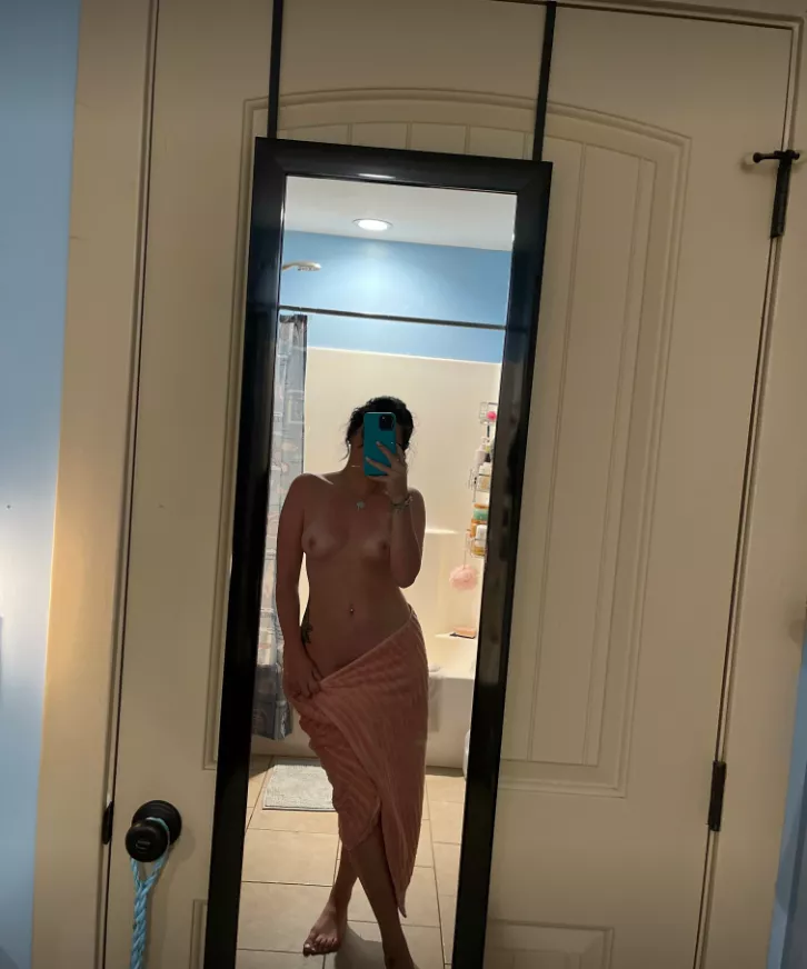 Tell me your age and I might send you my snap