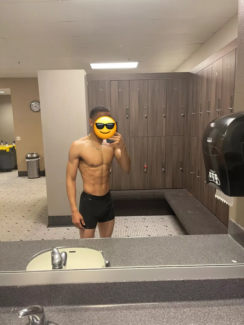 TGIF [M] definitely relaxing this weekend, went hard this week!