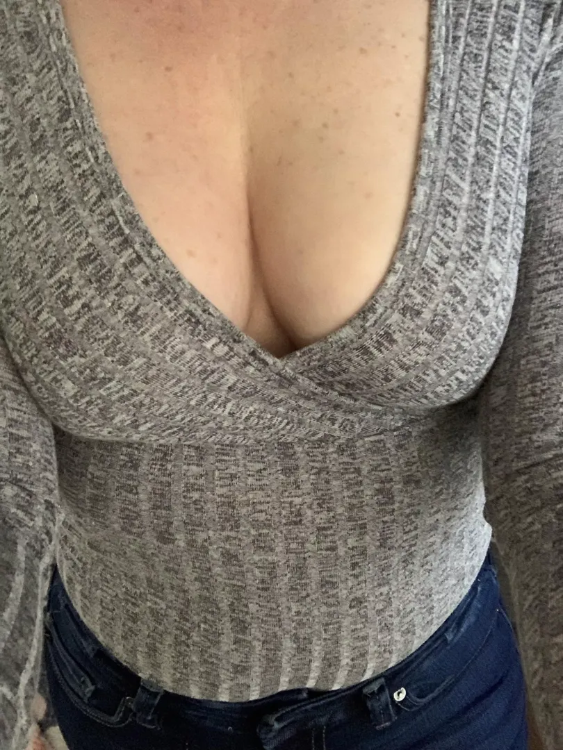Thank you for all the girls’ night love! I definitely got attention from the men ;-) Here’s a better angle on the view they got!