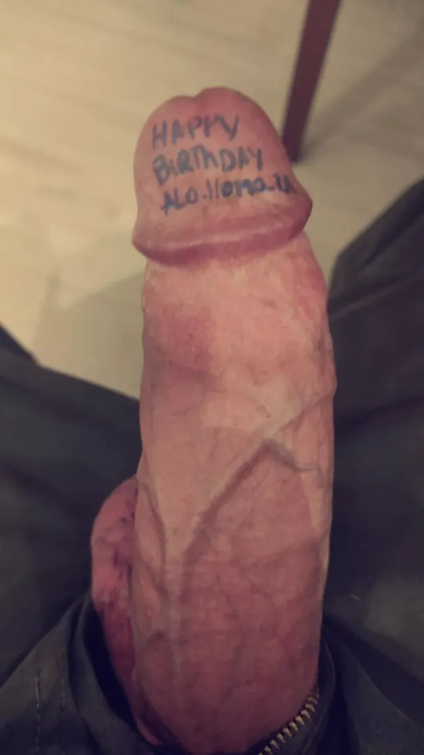 thanks for the birthday wishes u/vickmooo