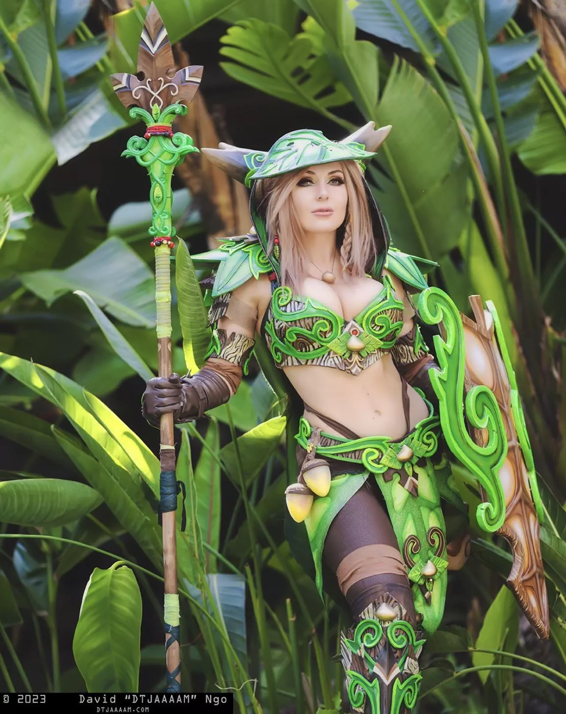 That Cosplay tho…..