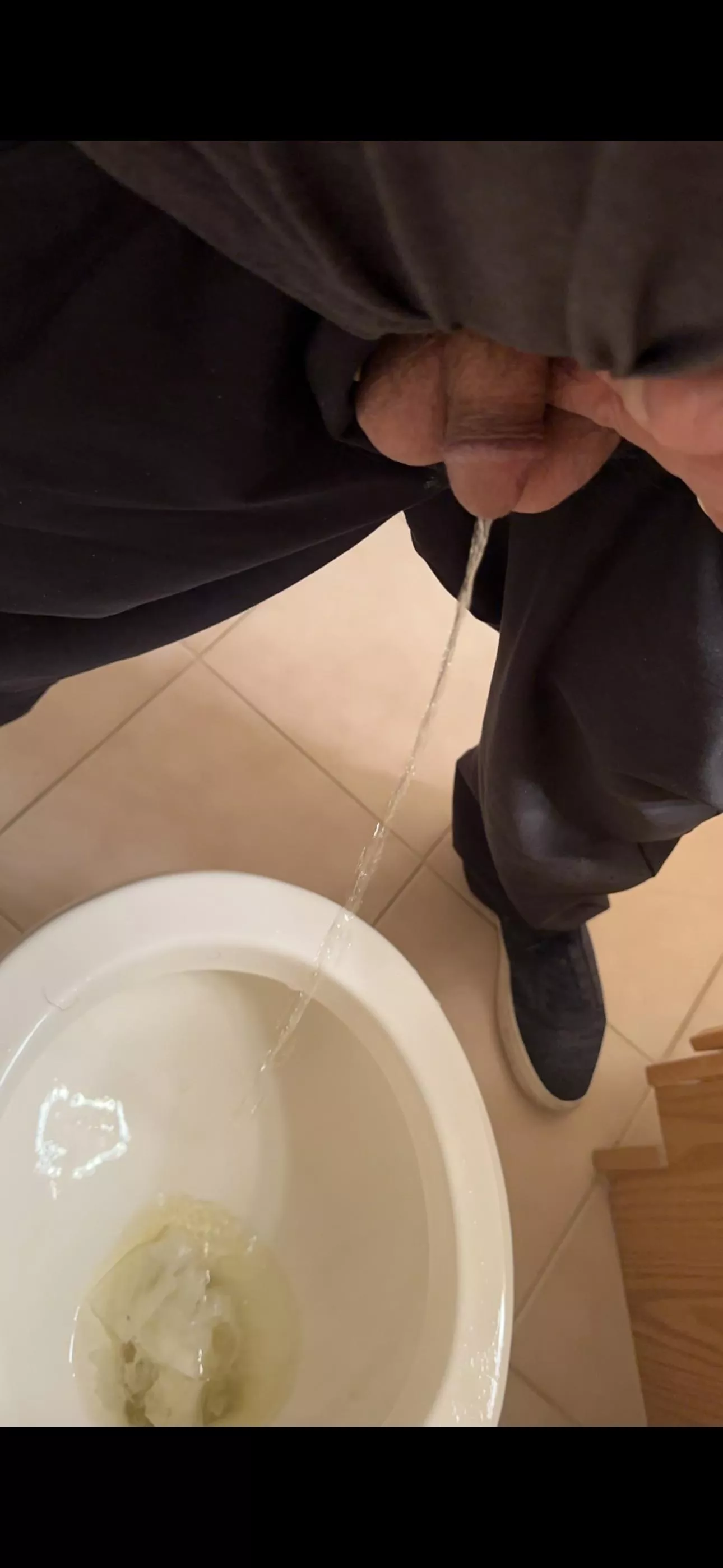 That’s not the full cock but liked the view anyway