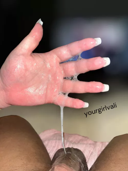That’s what a hand should look like after a blowjob😇