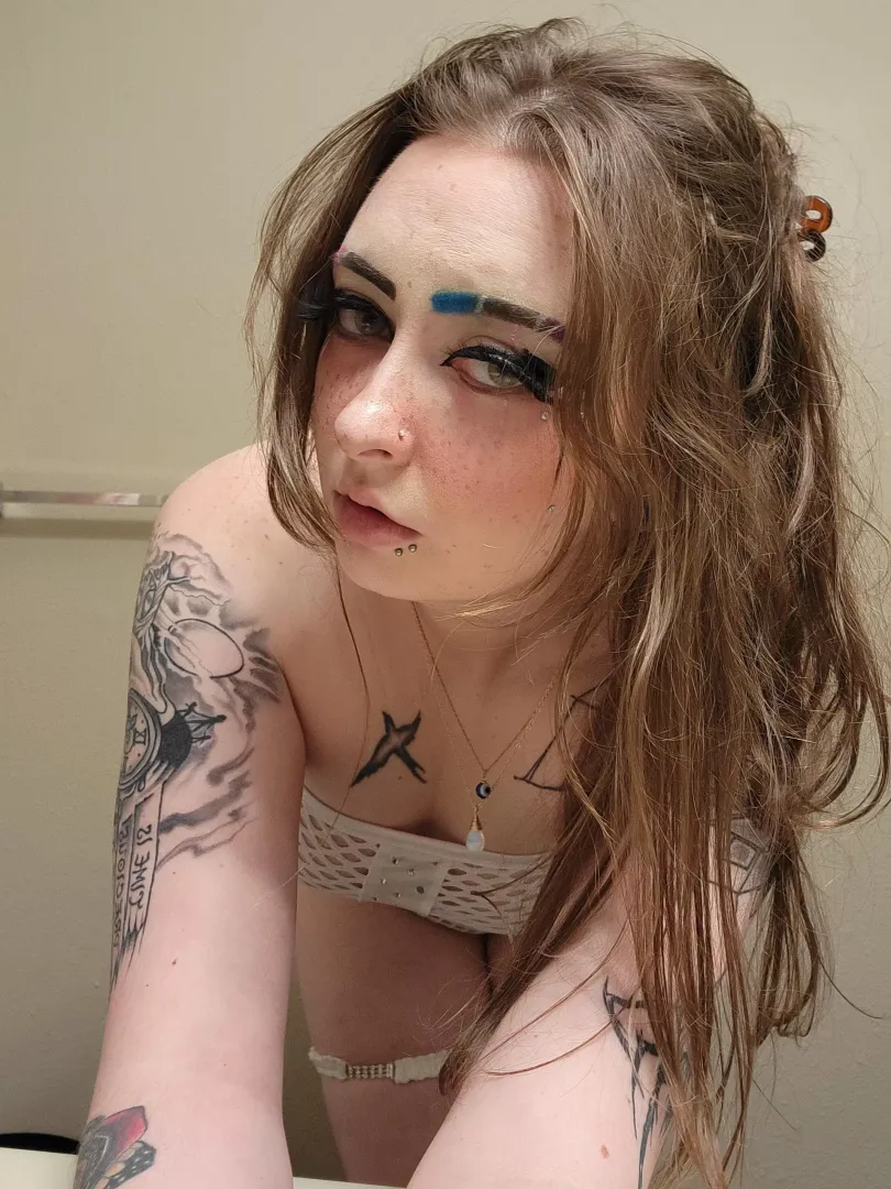 the best things I'm life are pale