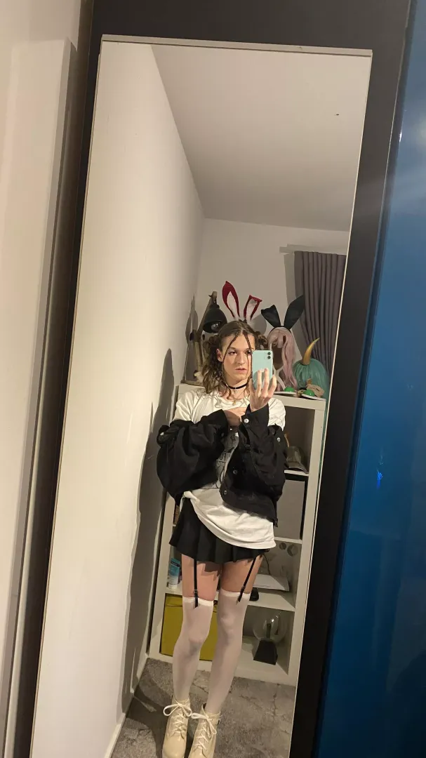 The classic egirl look