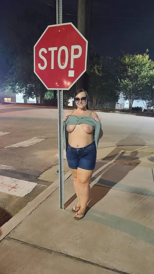 There's a cougar on the prowl tonight