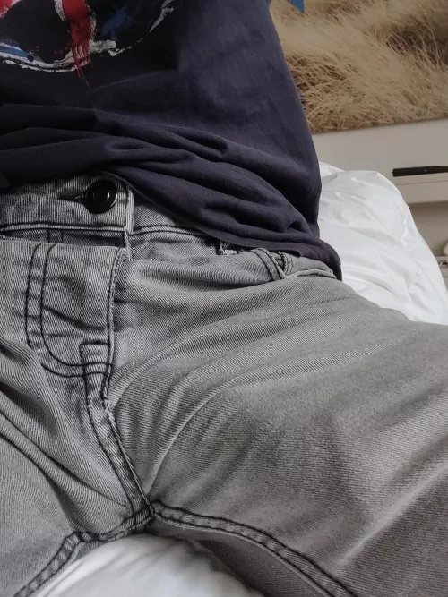 There's a snake in my pants 🐍