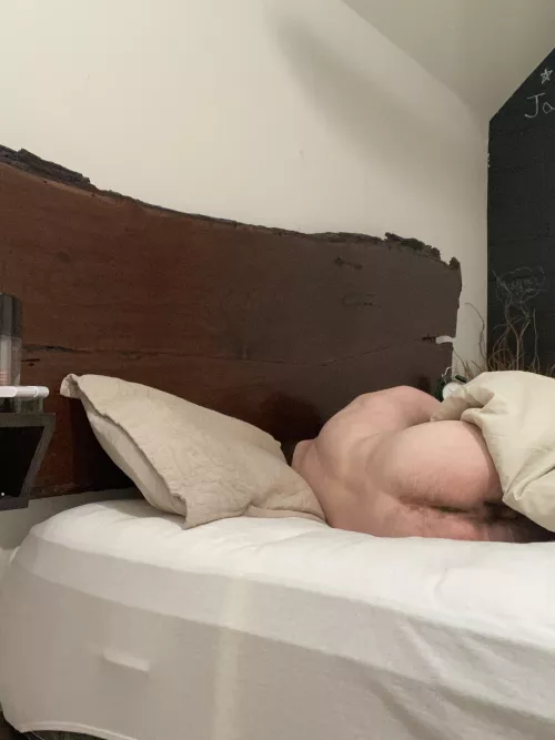 there’s room for another [18 bi] cock reveal at 500 followers!!