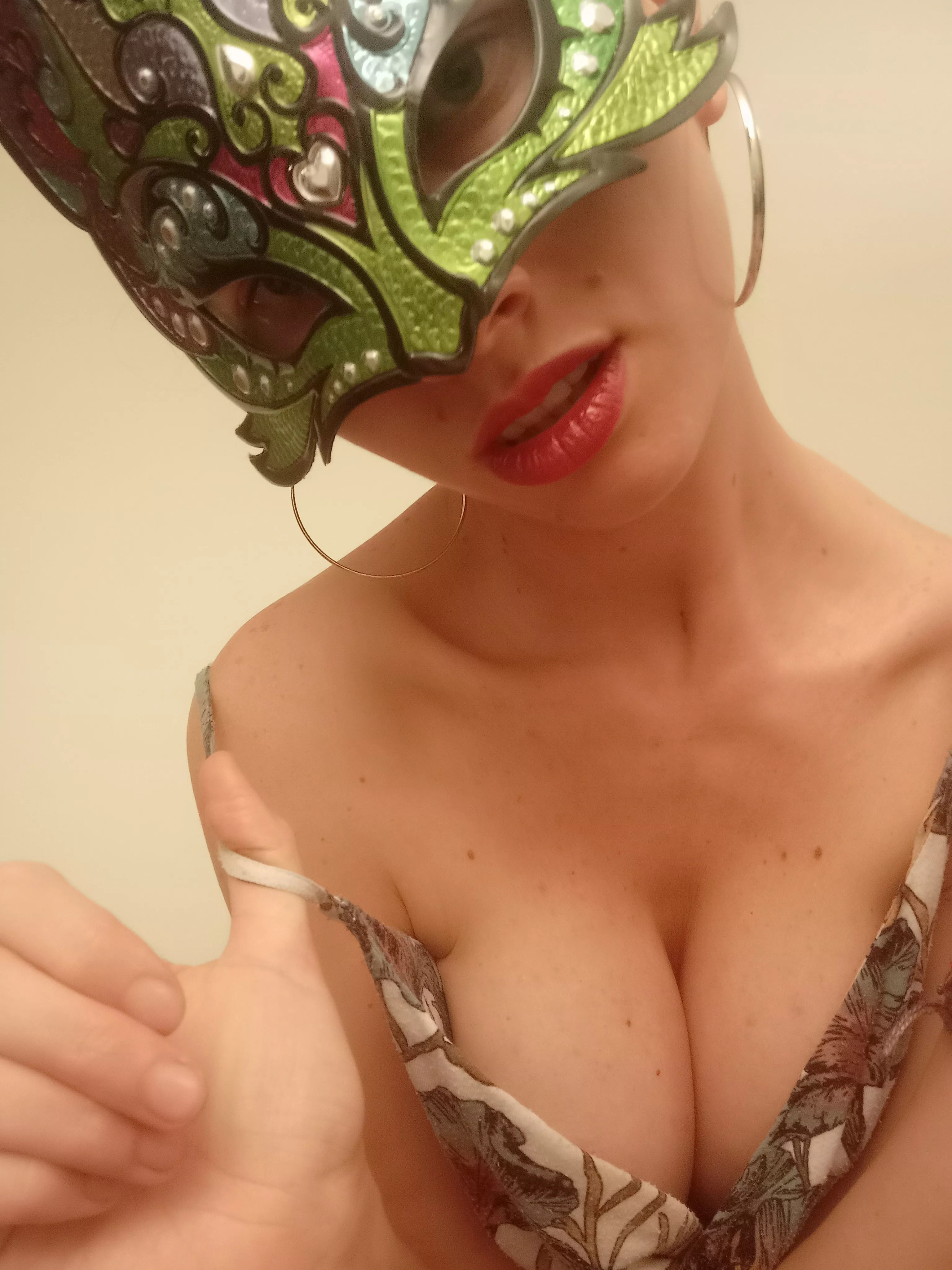 These titties are beyond ready to be played with.