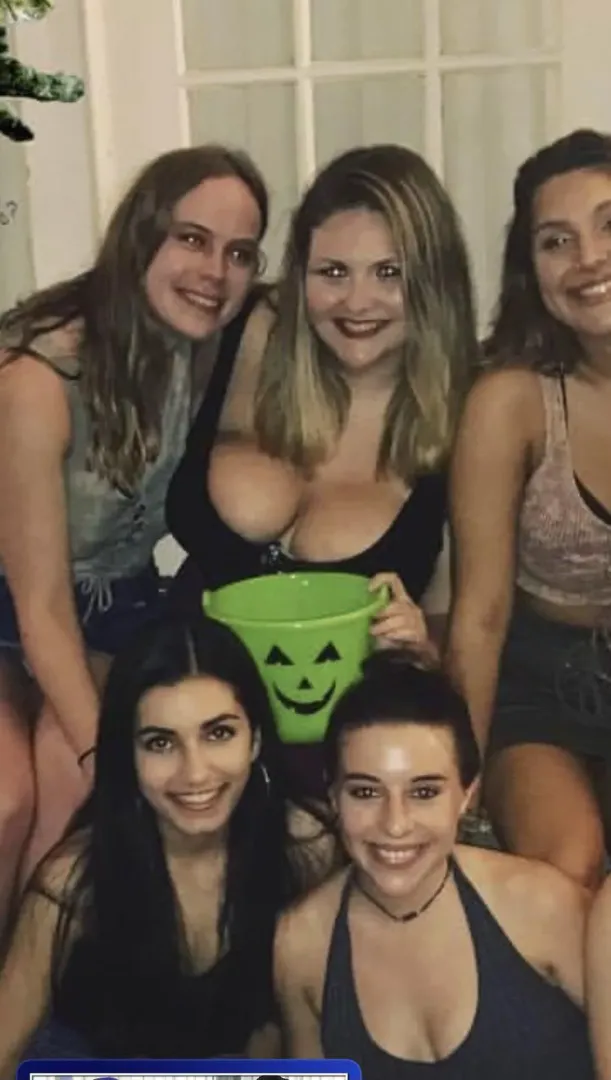 They all have to be so jealous