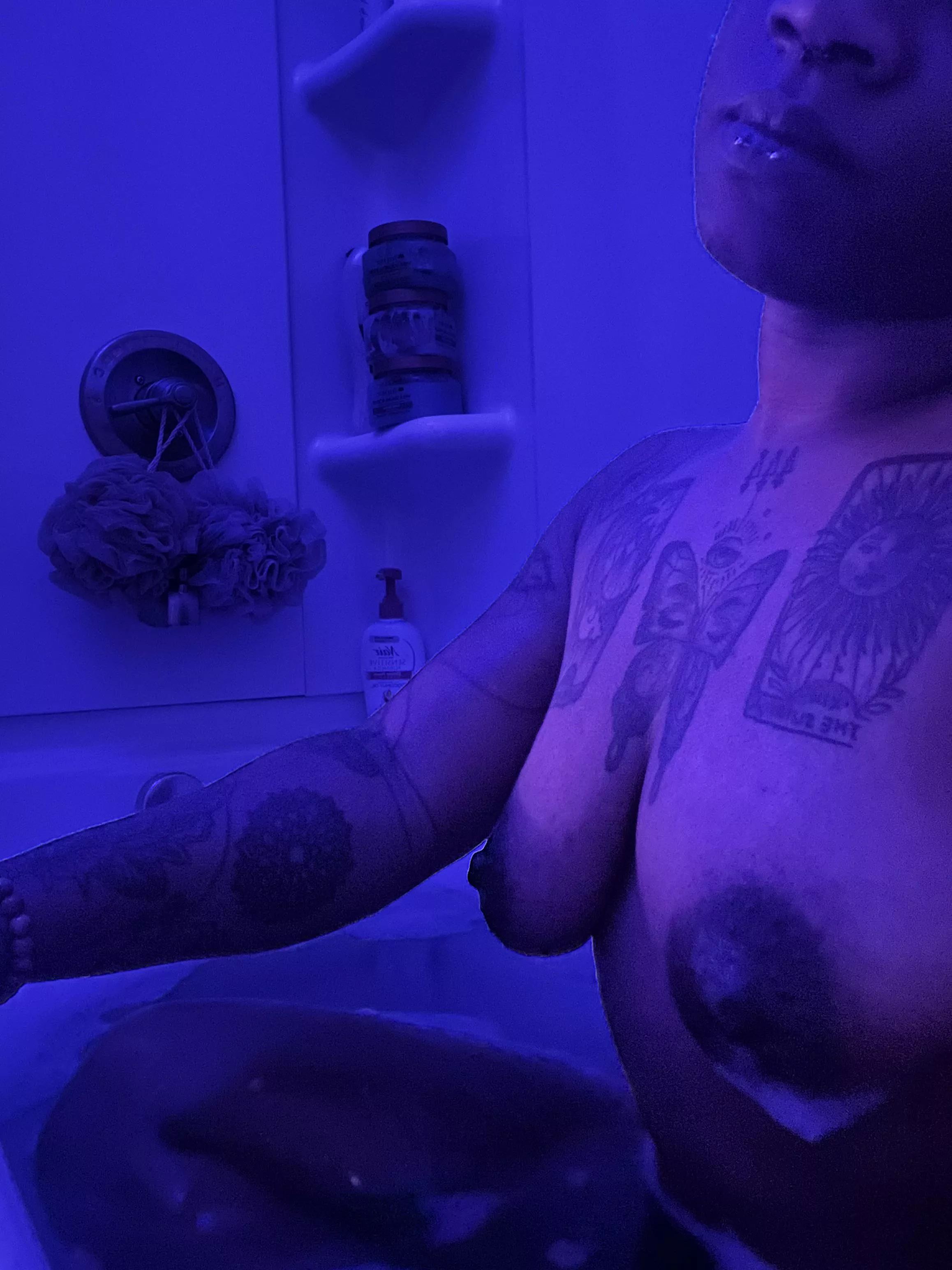 they look better when they’re bouncing .. 🥰