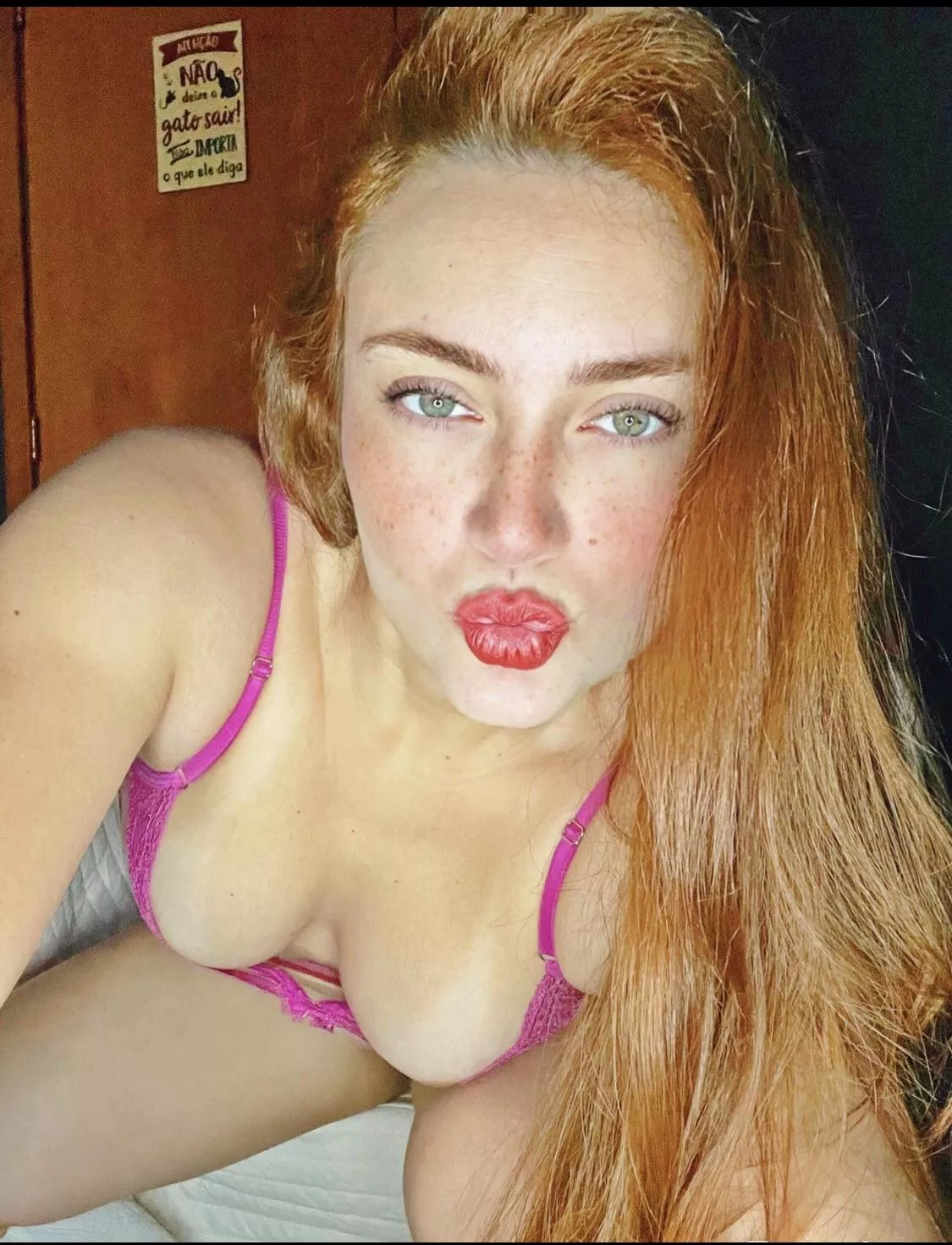 They say freckled redhead are different