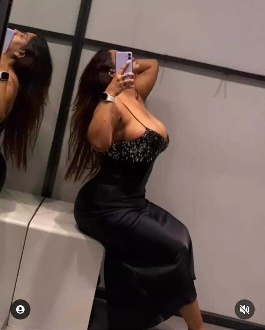 thic indian goddess 🔥
