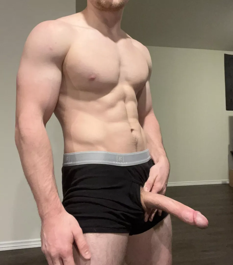 Thick and juicy 💦