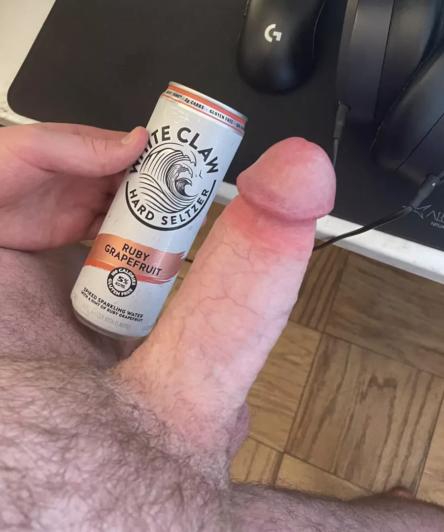 Thickest dick on here. Prove me wrong?